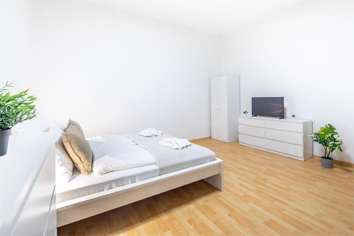 Apartmán Very Convenient Flat