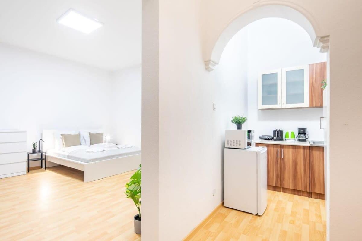 Very Convenient Flat Apartmán *
